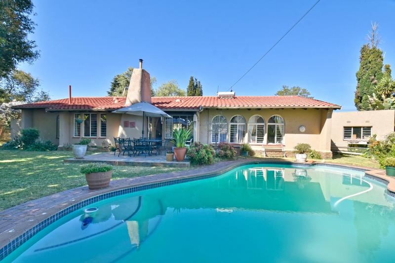 3 Bedroom Property for Sale in Farrarmere Gauteng