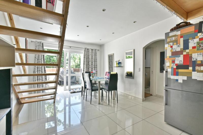 2 Bedroom Property for Sale in Waverley Gauteng