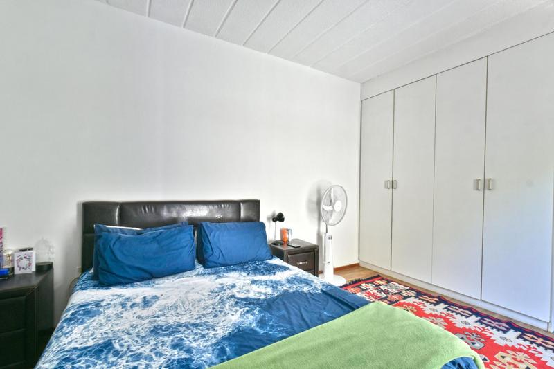 2 Bedroom Property for Sale in Waverley Gauteng