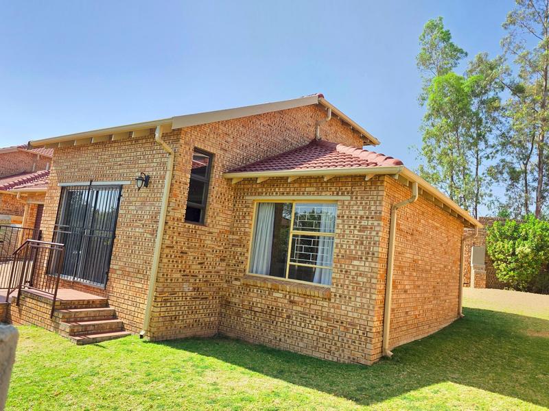 To Let 3 Bedroom Property for Rent in Honeydew Manor Gauteng