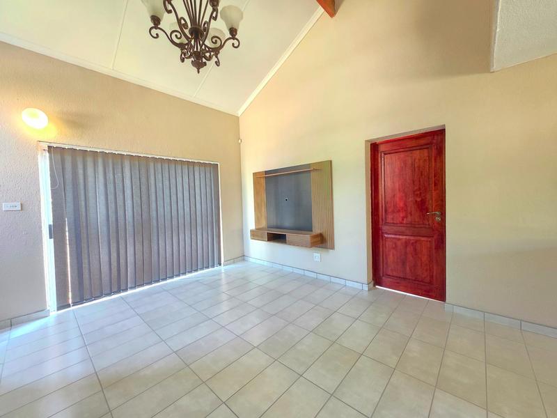 To Let 3 Bedroom Property for Rent in Honeydew Manor Gauteng