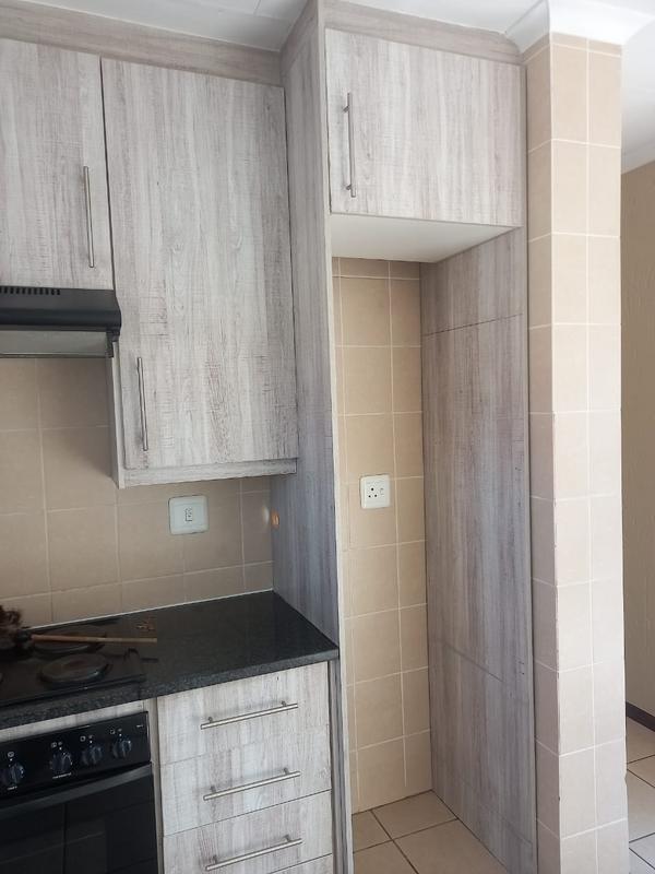 To Let 3 Bedroom Property for Rent in Helderwyk Gauteng