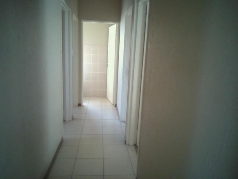 To Let 3 Bedroom Property for Rent in Helderwyk Gauteng
