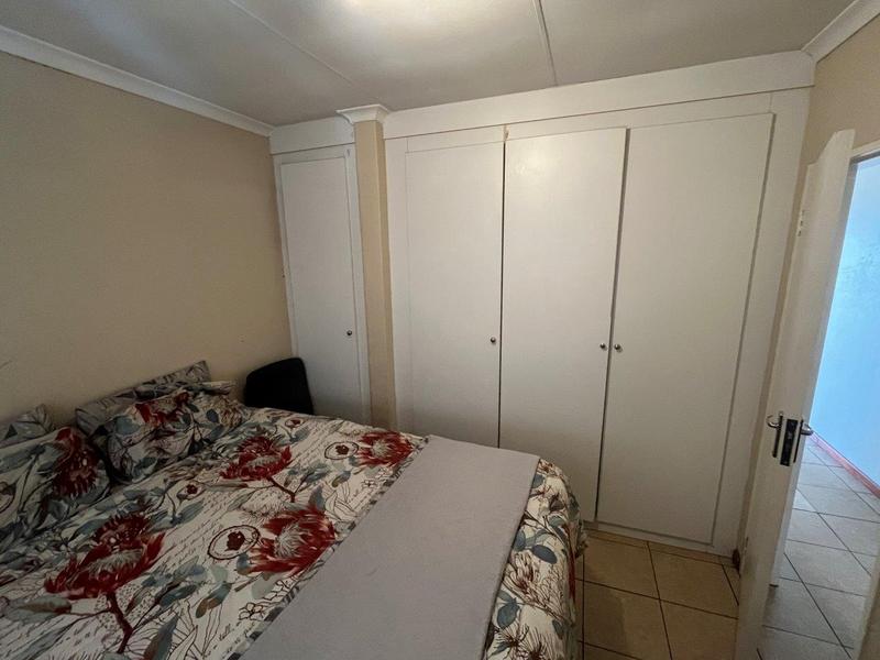 1 Bedroom Property for Sale in Grand Central Gauteng