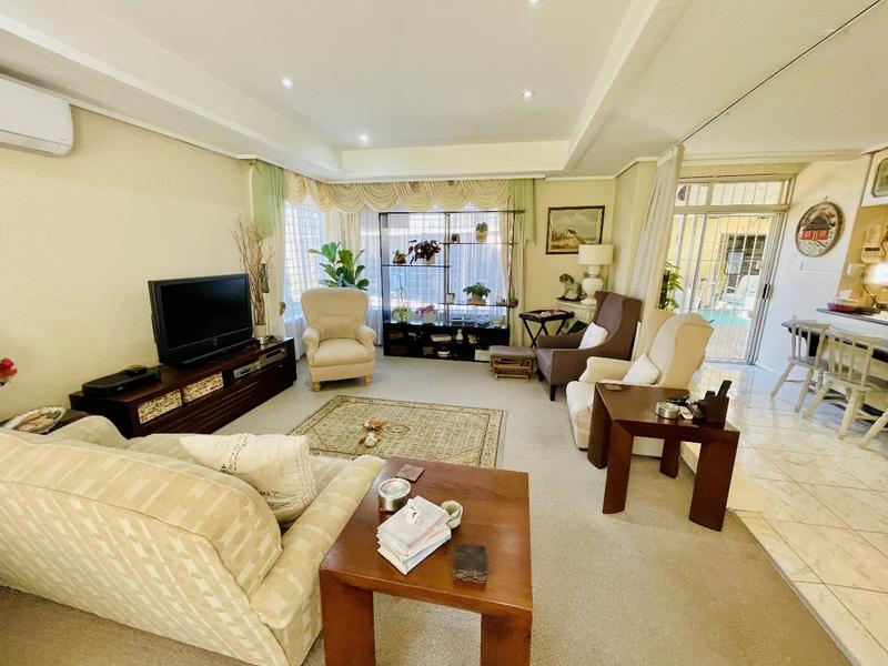 4 Bedroom Property for Sale in Linmeyer Gauteng