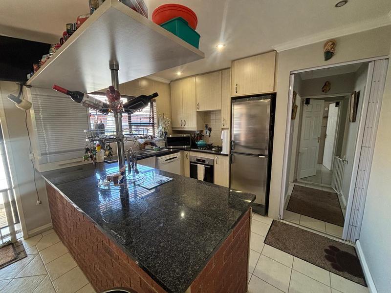 2 Bedroom Property for Sale in Bergbron Gauteng