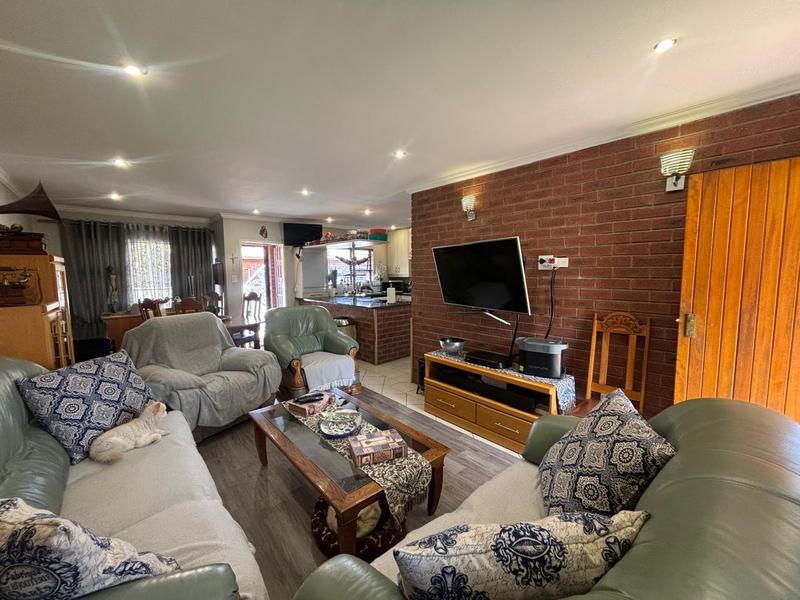 2 Bedroom Property for Sale in Bergbron Gauteng