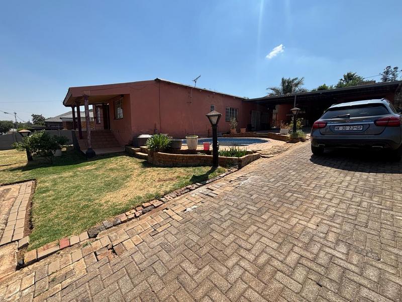 3 Bedroom Property for Sale in Whiteridge Gauteng