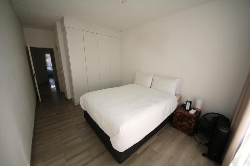 2 Bedroom Property for Sale in Sunninghill Gauteng