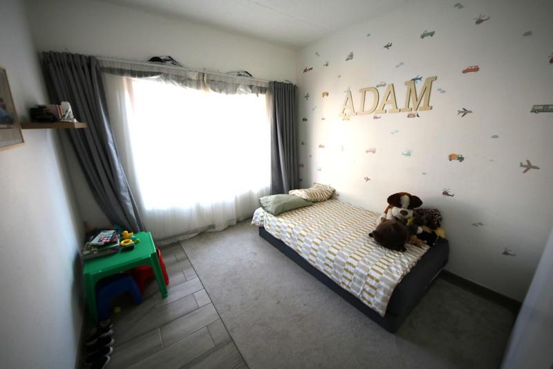 2 Bedroom Property for Sale in Sunninghill Gauteng