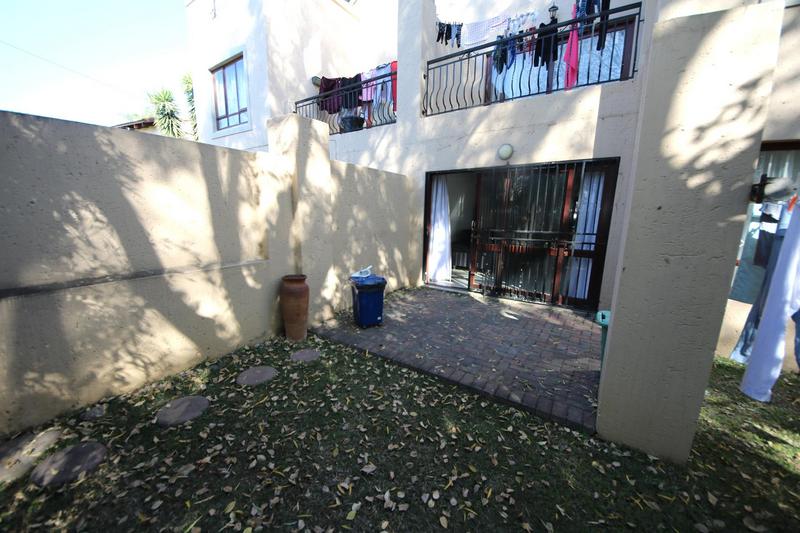 2 Bedroom Property for Sale in Sunninghill Gauteng