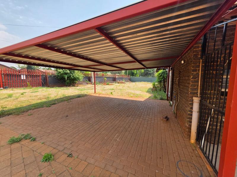 To Let 6 Bedroom Property for Rent in Henley on Klip Gauteng