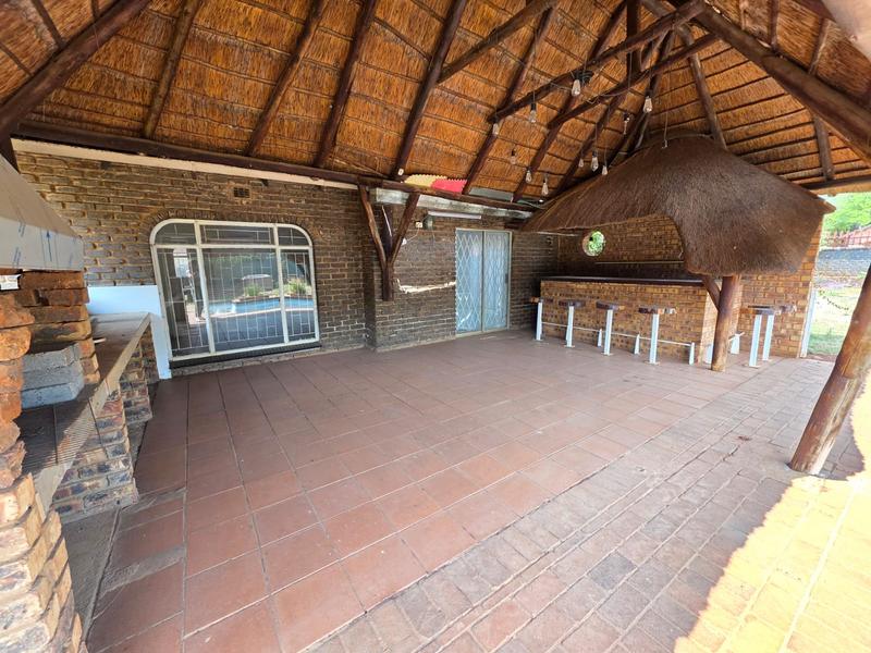 To Let 6 Bedroom Property for Rent in Henley on Klip Gauteng
