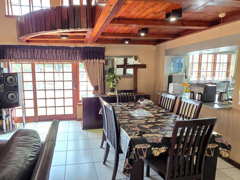 5 Bedroom Property for Sale in Meyerton Central Gauteng