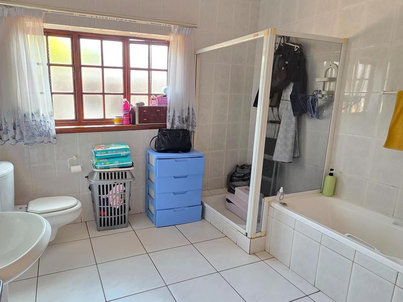 5 Bedroom Property for Sale in Meyerton Central Gauteng