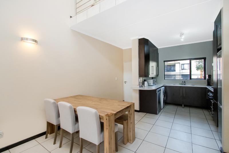To Let 3 Bedroom Property for Rent in Douglasdale Gauteng