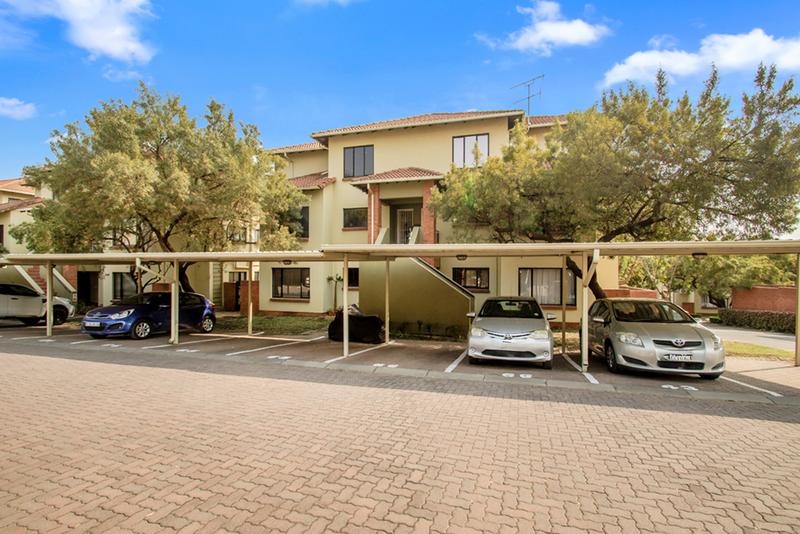 To Let 3 Bedroom Property for Rent in Douglasdale Gauteng