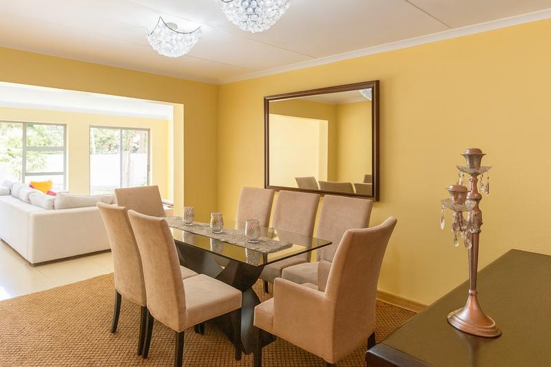 To Let 5 Bedroom Property for Rent in Moreleta Park Gauteng