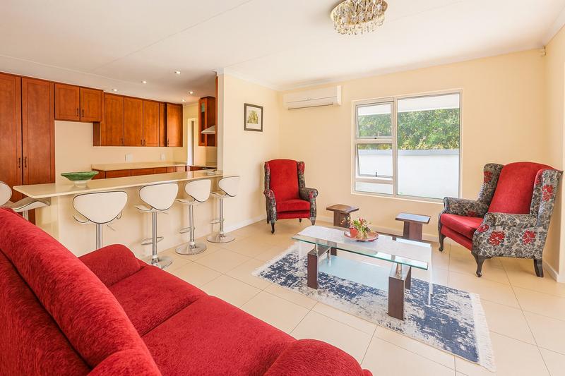 To Let 5 Bedroom Property for Rent in Moreleta Park Gauteng