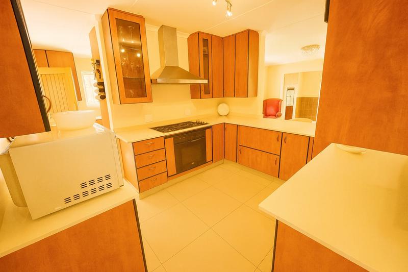 To Let 5 Bedroom Property for Rent in Moreleta Park Gauteng