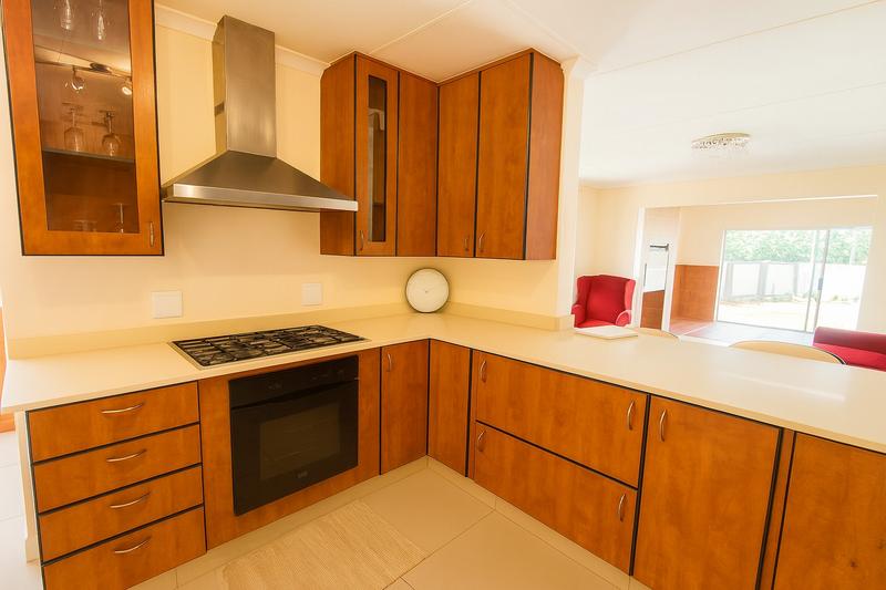 To Let 5 Bedroom Property for Rent in Moreleta Park Gauteng