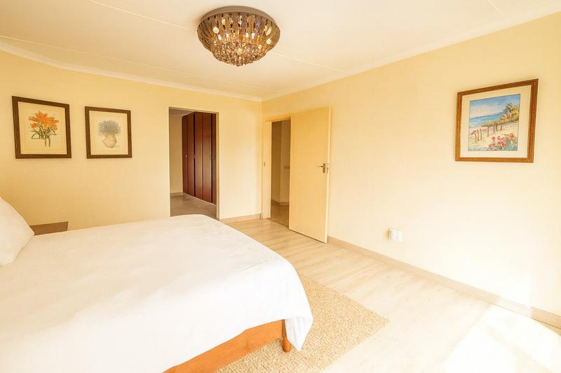 To Let 5 Bedroom Property for Rent in Moreleta Park Gauteng