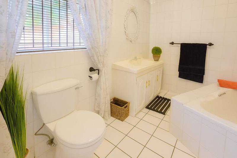 4 Bedroom Property for Sale in Moreleta Park Gauteng