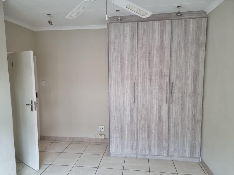 To Let 3 Bedroom Property for Rent in Erasmia Gauteng