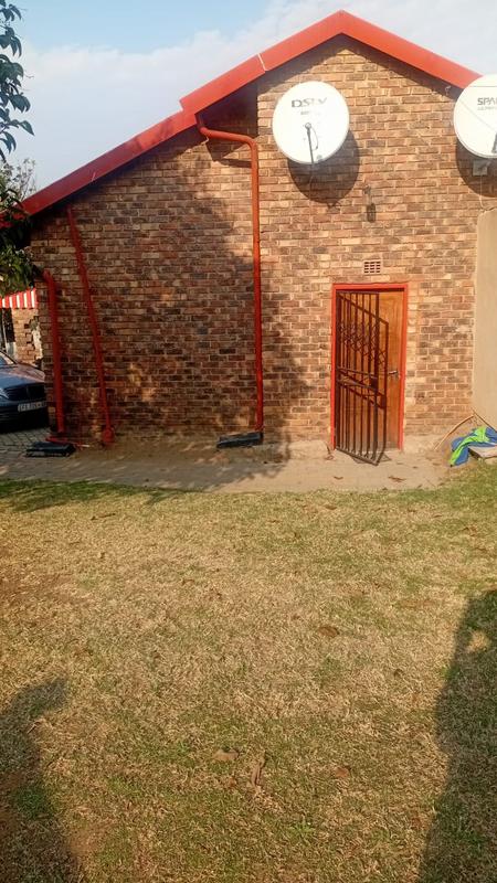 4 Bedroom Property for Sale in Birchleigh North Gauteng
