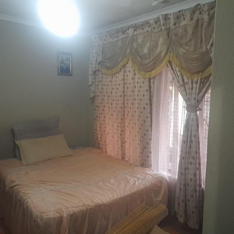 4 Bedroom Property for Sale in Birchleigh North Gauteng