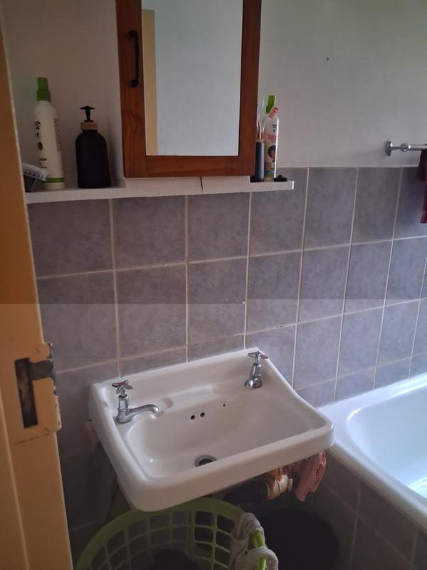 To Let 1 Bedroom Property for Rent in Queenswood Gauteng