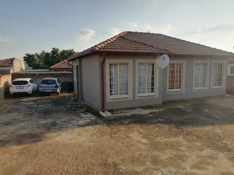 3 Bedroom Property for Sale in Elandspoort Gauteng