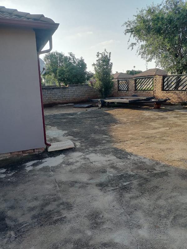 3 Bedroom Property for Sale in Elandspoort Gauteng