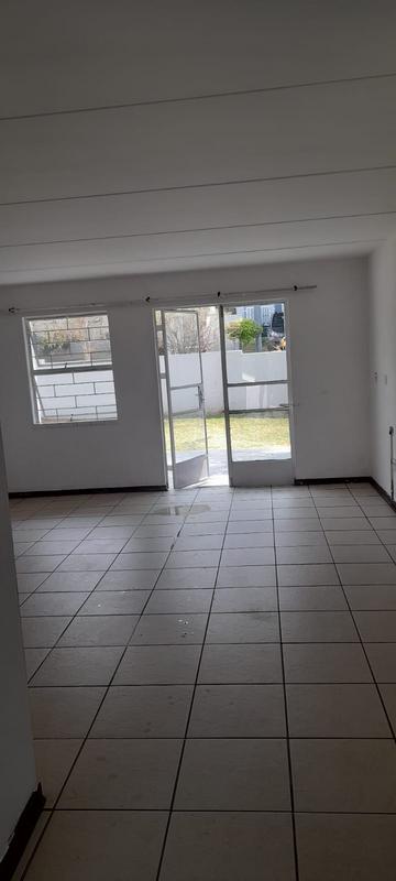 2 Bedroom Property for Sale in Morning Hill Gauteng
