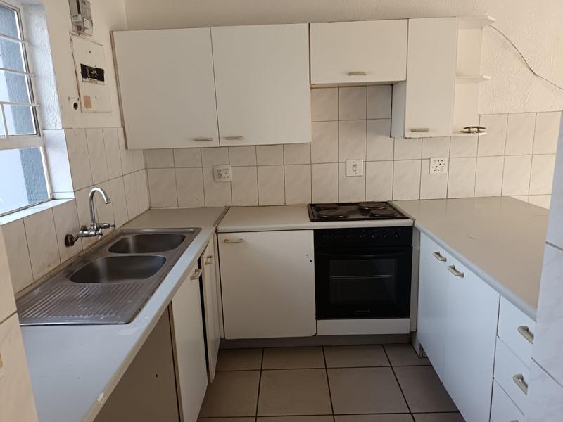 To Let 2 Bedroom Property for Rent in Morning Hill Gauteng