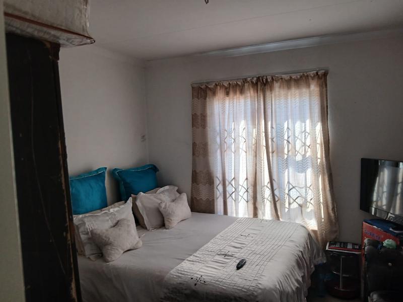 3 Bedroom Property for Sale in Protea Glen Gauteng