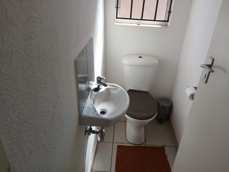 3 Bedroom Property for Sale in Protea Glen Gauteng