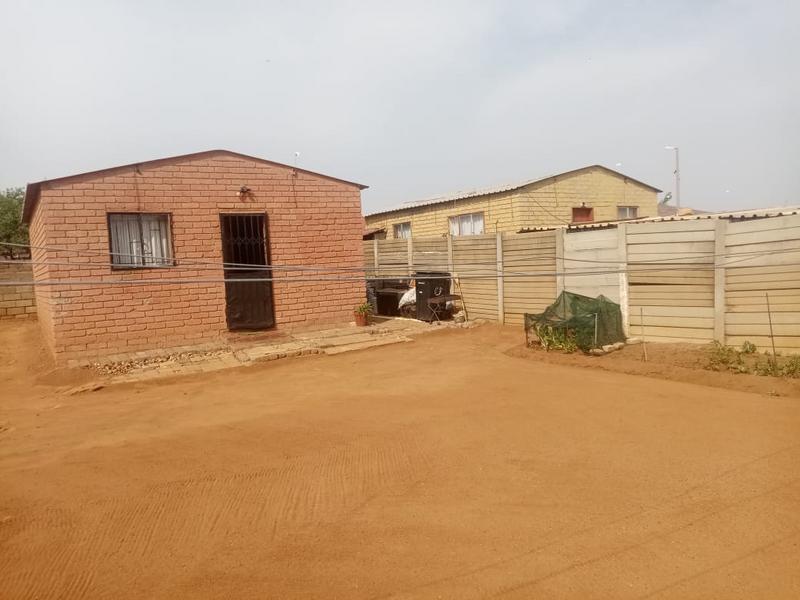 2 Bedroom Property for Sale in Tokoza Gauteng
