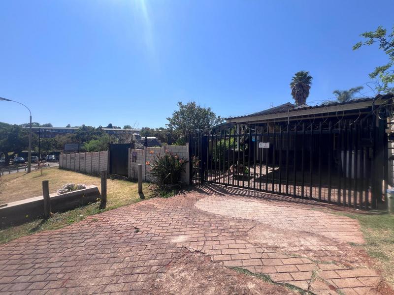 5 Bedroom Property for Sale in Roodekrans Gauteng