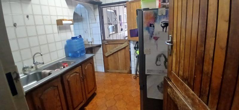 5 Bedroom Property for Sale in Roodekrans Gauteng