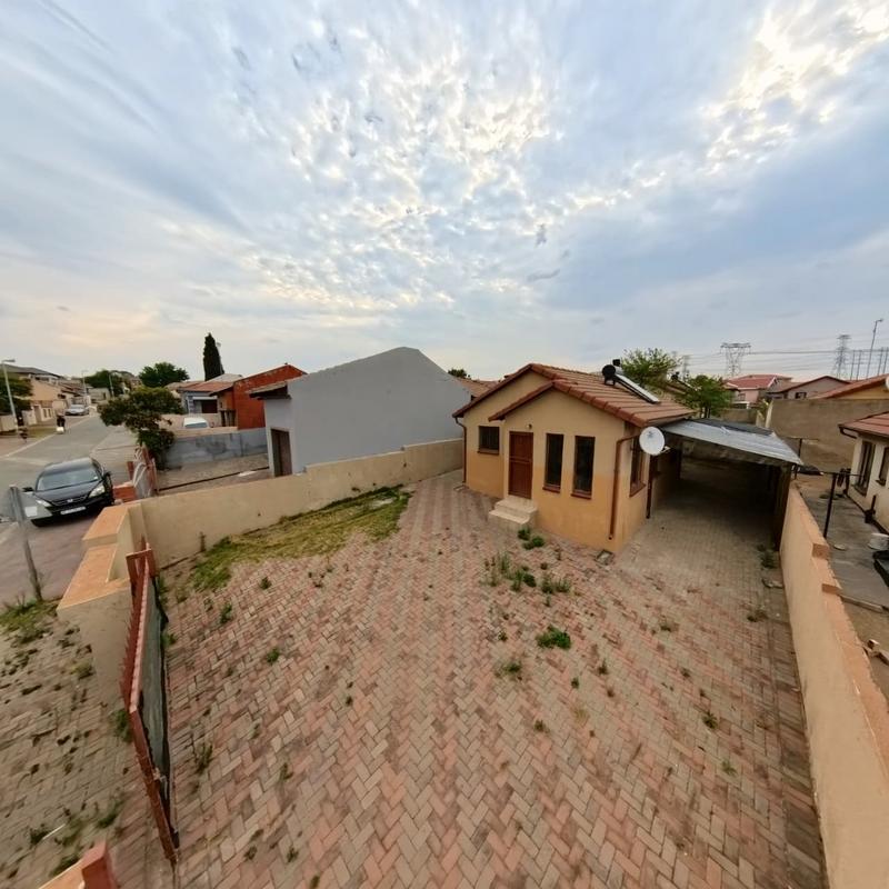 To Let 3 Bedroom Property for Rent in Klipfontein View Gauteng