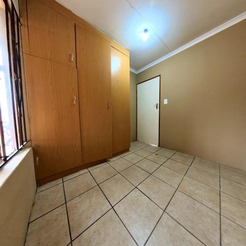 To Let 3 Bedroom Property for Rent in Klipfontein View Gauteng