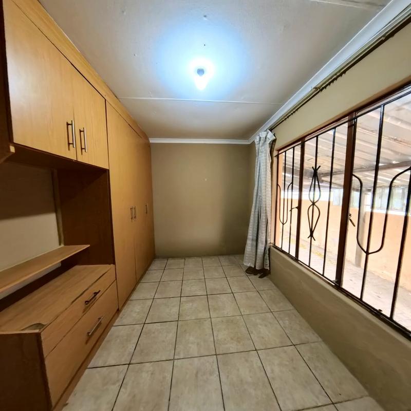 To Let 3 Bedroom Property for Rent in Klipfontein View Gauteng