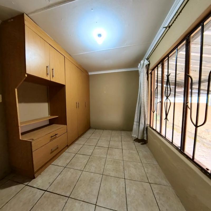 To Let 3 Bedroom Property for Rent in Klipfontein View Gauteng