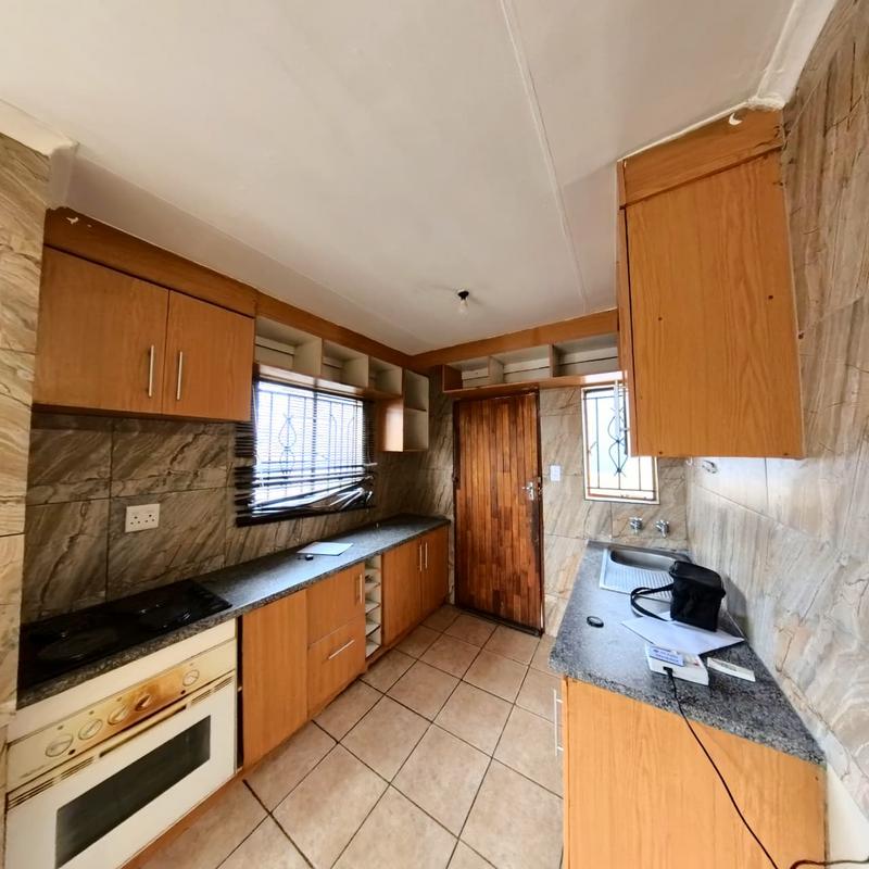 To Let 3 Bedroom Property for Rent in Klipfontein View Gauteng