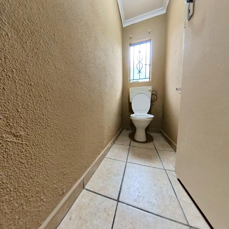 To Let 3 Bedroom Property for Rent in Klipfontein View Gauteng