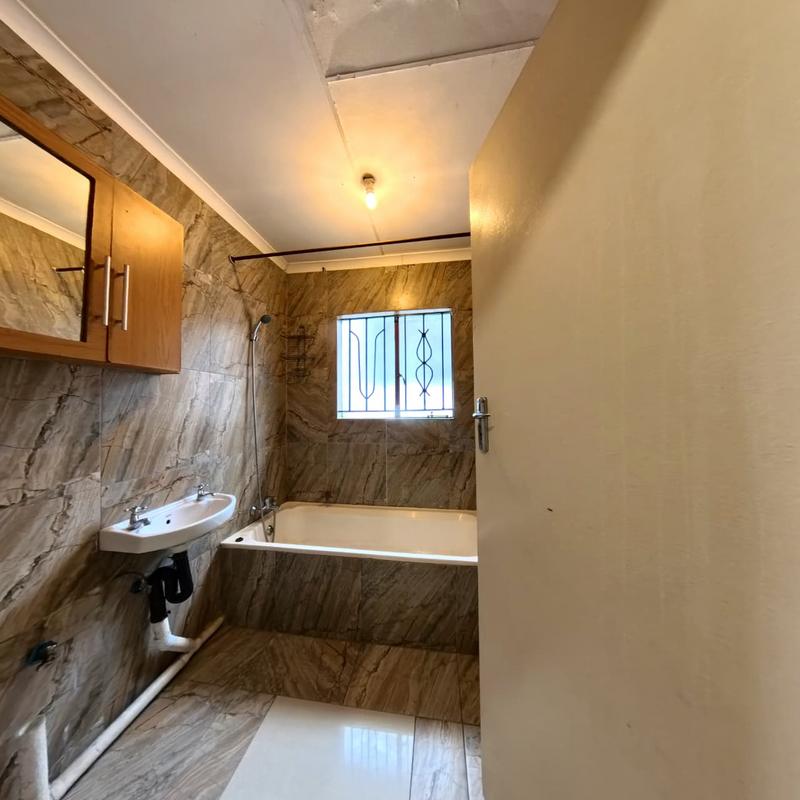 To Let 3 Bedroom Property for Rent in Klipfontein View Gauteng