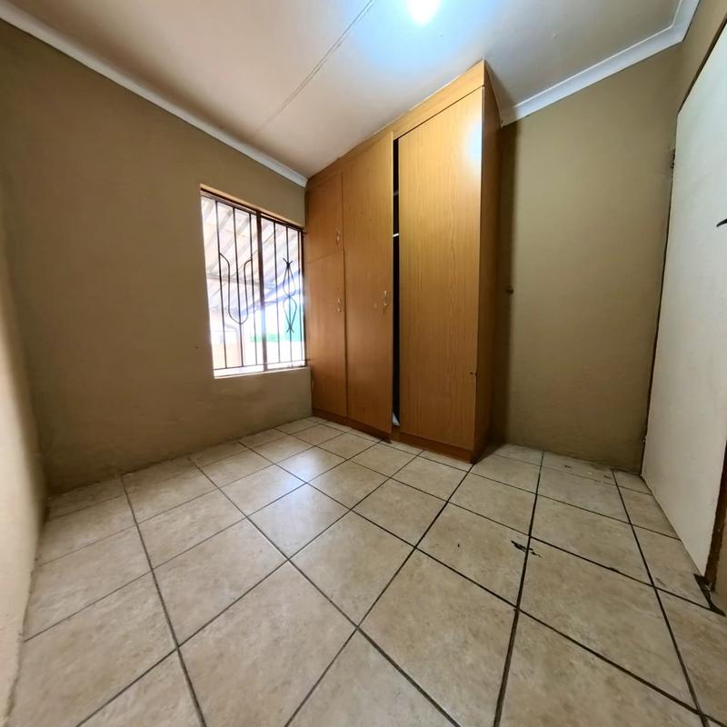 To Let 3 Bedroom Property for Rent in Klipfontein View Gauteng