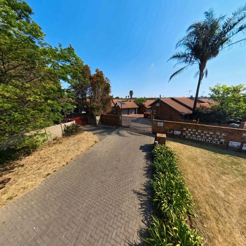 3 Bedroom Property for Sale in Birch Acres Gauteng