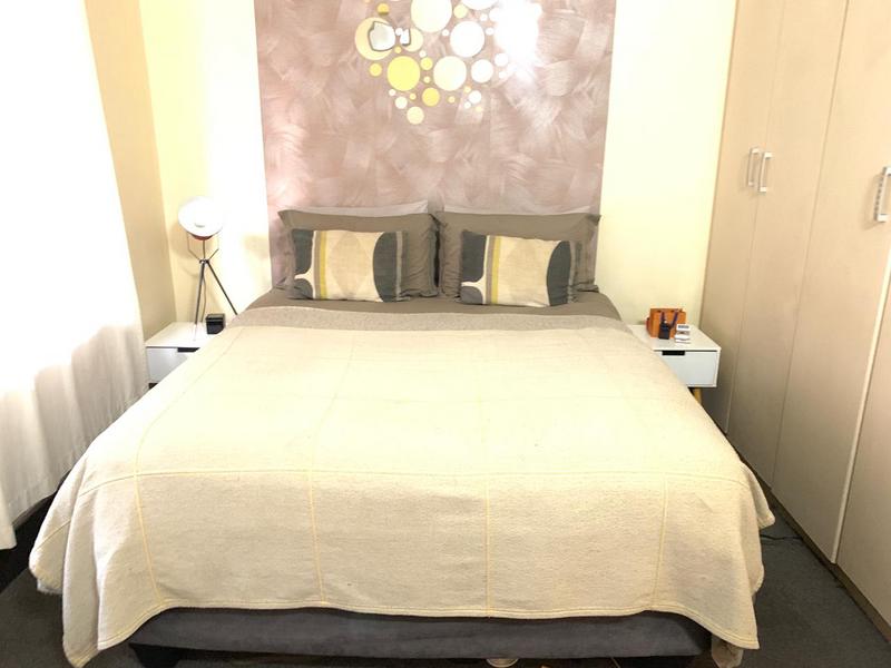2 Bedroom Property for Sale in Johannesburg Central Gauteng